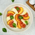 Pfirsich-Mozzarella-Salat