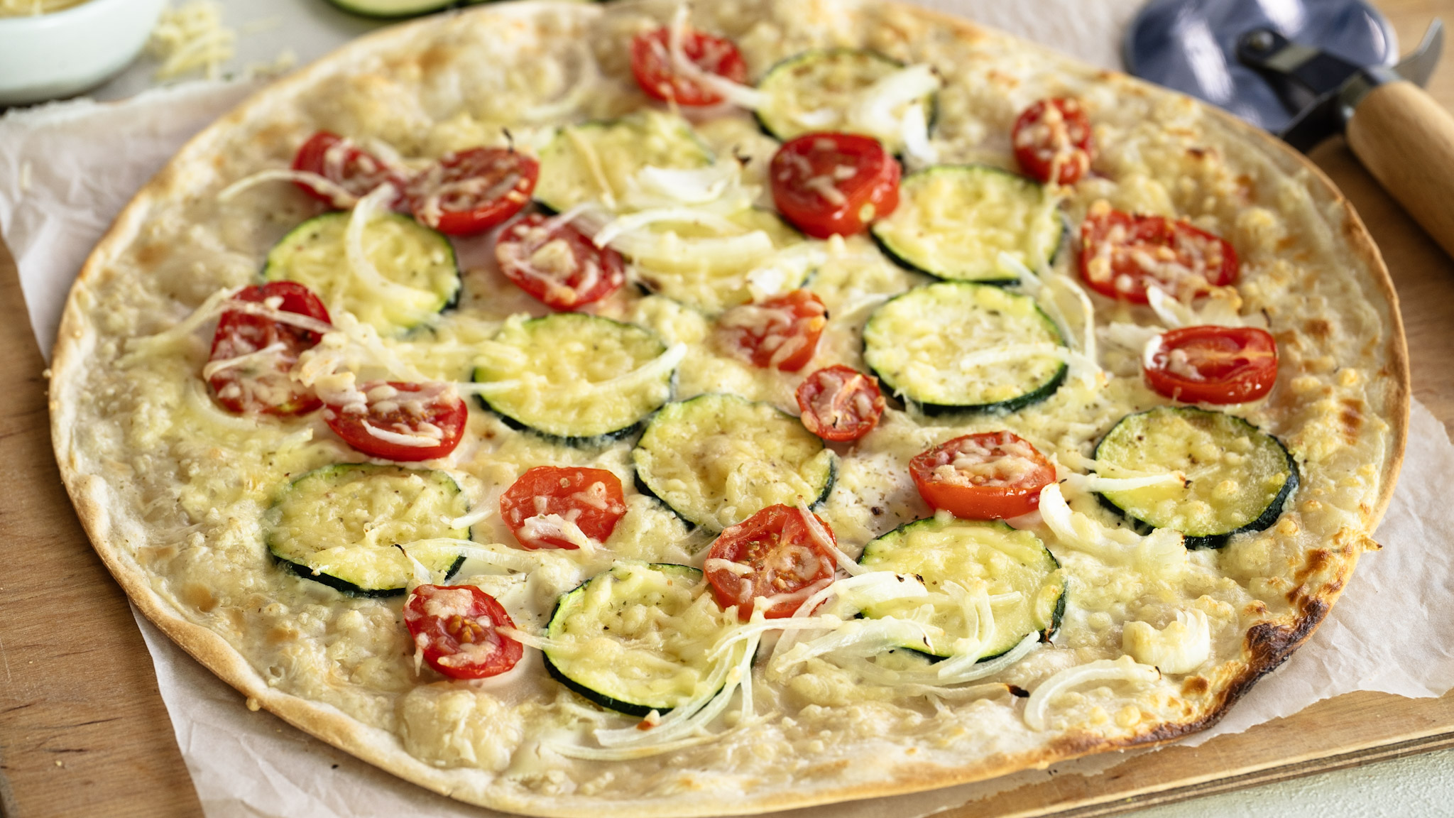 Flammkuchen mit Gemüse