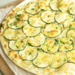 Flammkuchen mit Zucchini