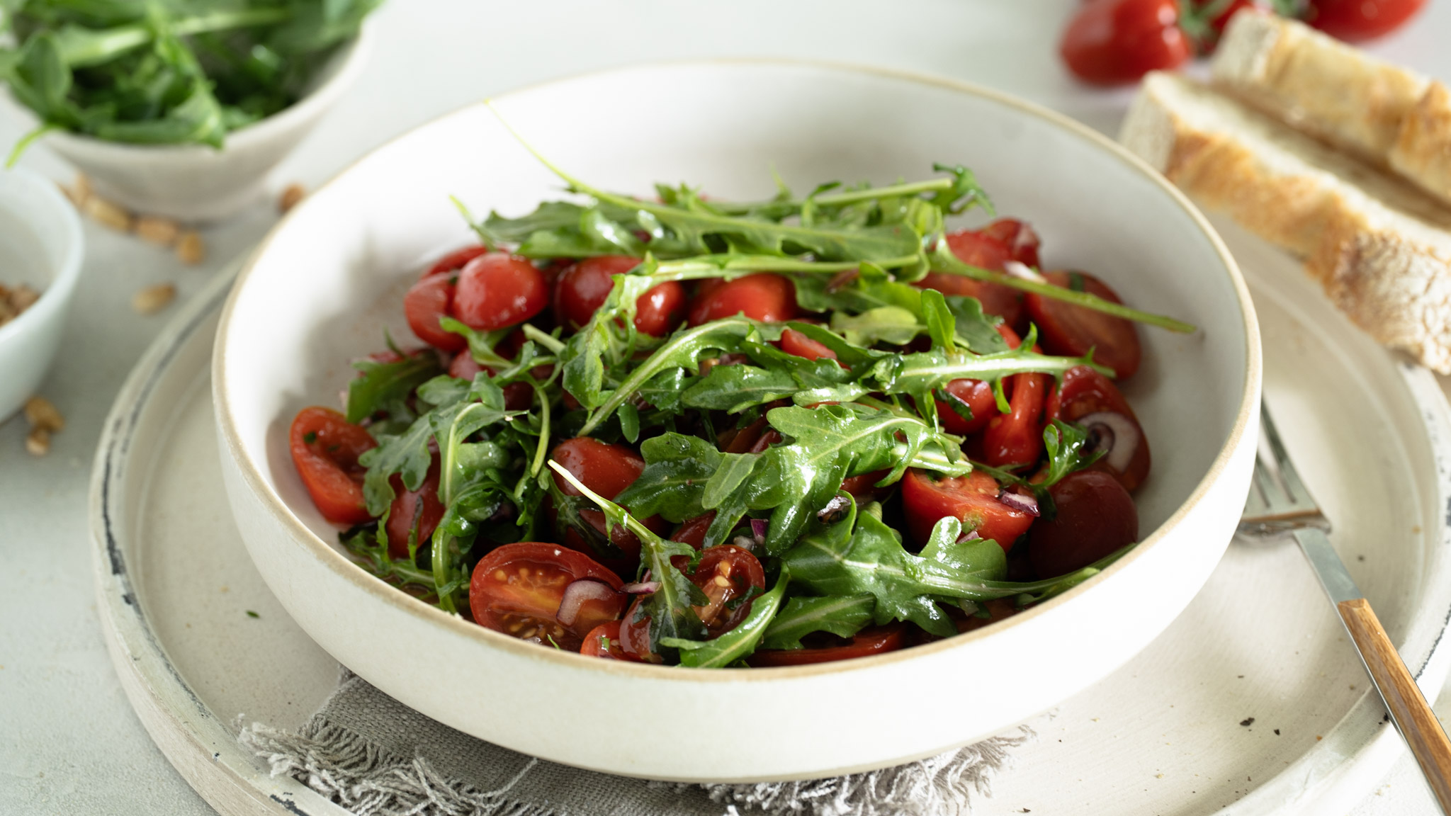 Rucola-Salat mit Tomaten